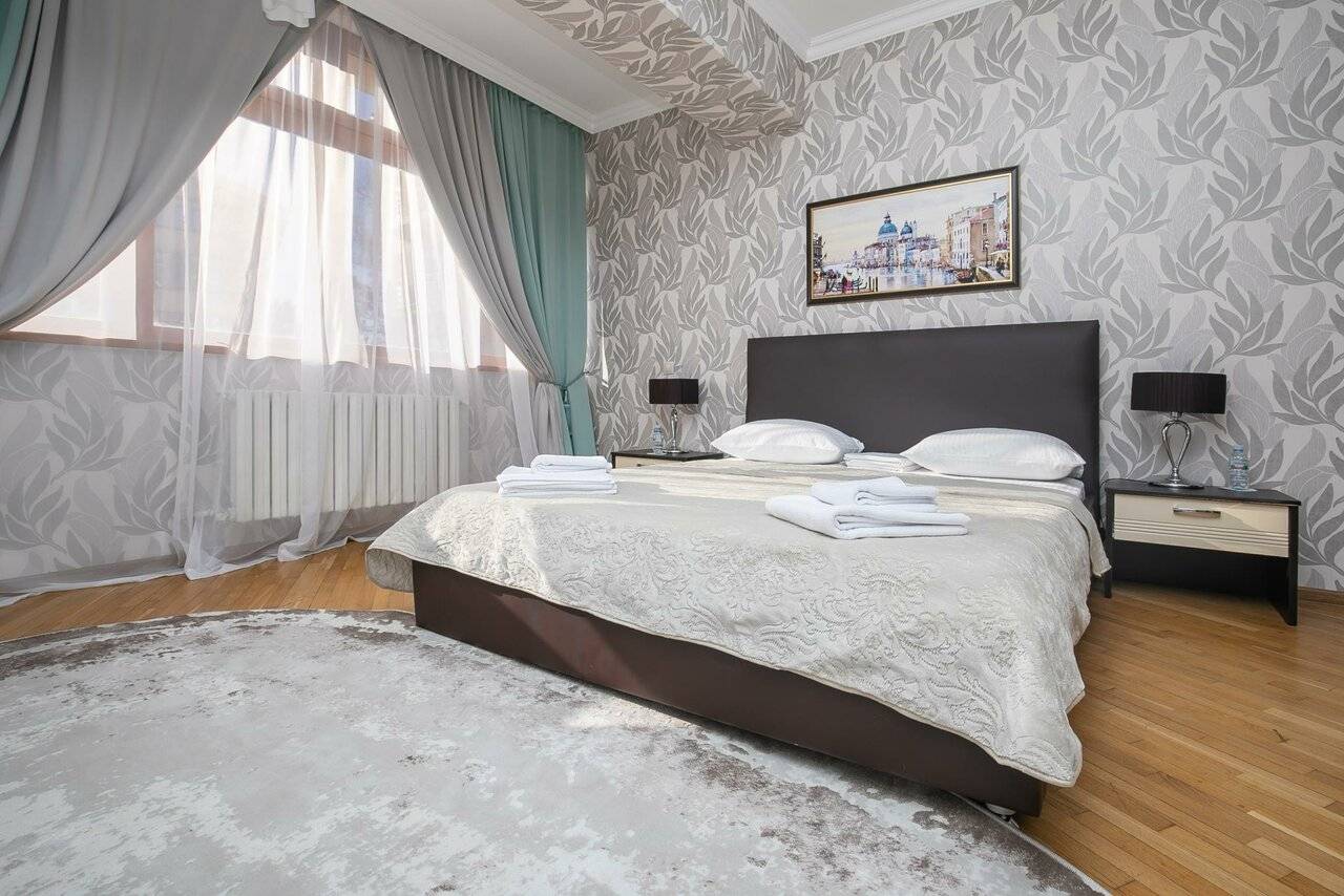 3-комнатный номер люкс с кухней и балконом(с завтраком)